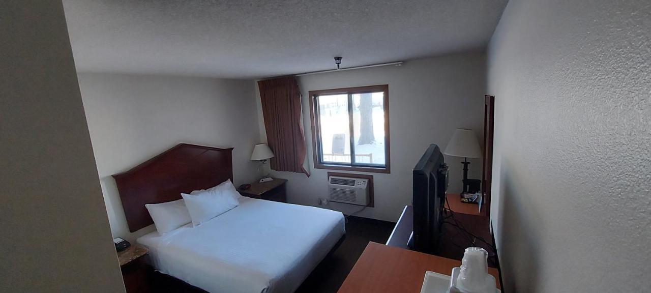 Days Inn By Wyndham Willmar Eksteriør billede
