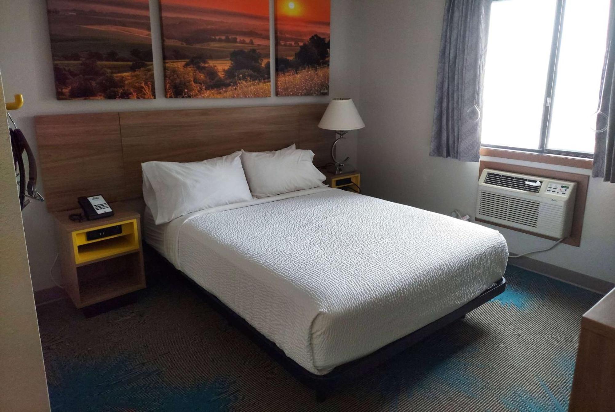 Days Inn By Wyndham Willmar Eksteriør billede